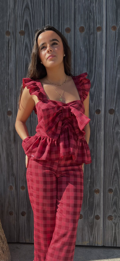 TOP CLAUDIA